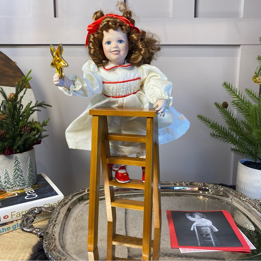 Ashton-Drake Galleries Porcelain Melissa Doll Decorating Tree w/ Original Box